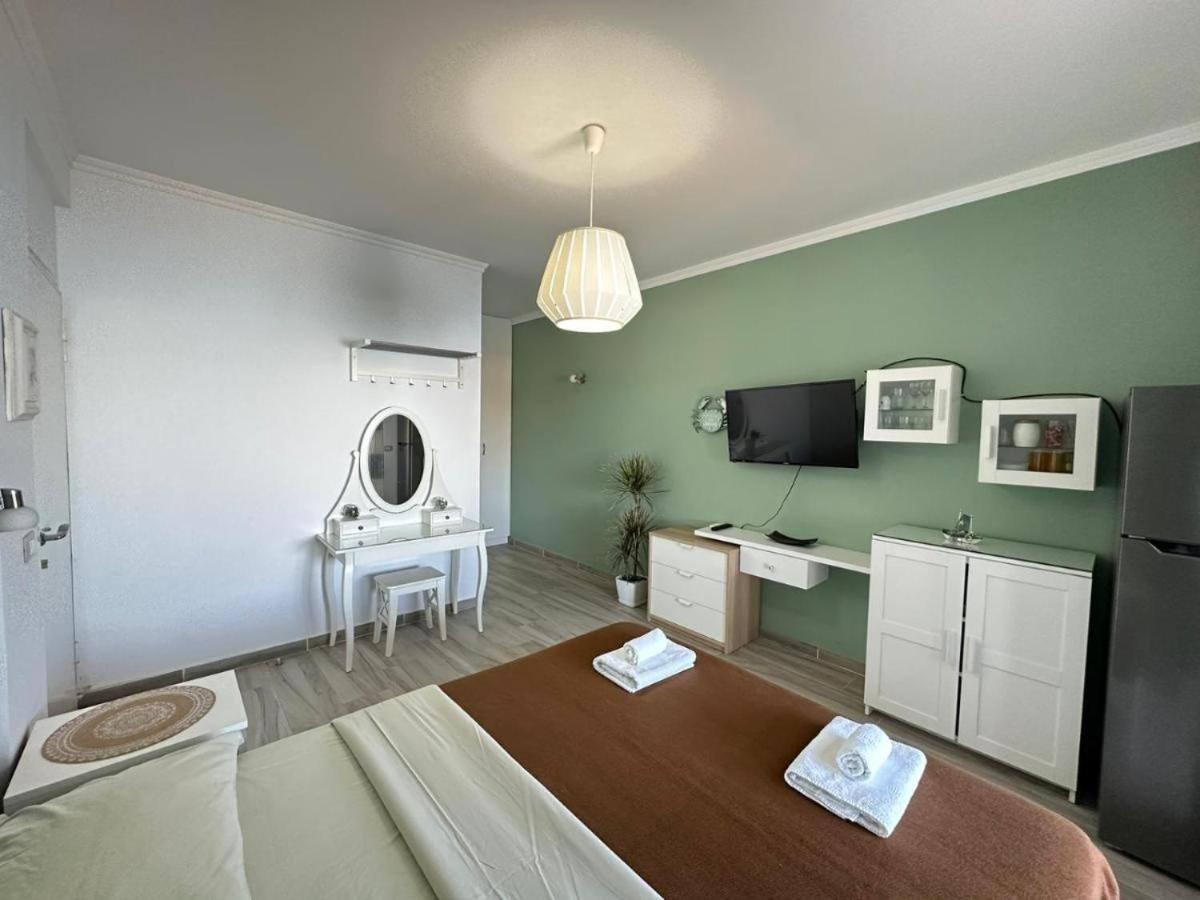 Sofia'S Holiday Apartment Vlorë Buitenkant foto