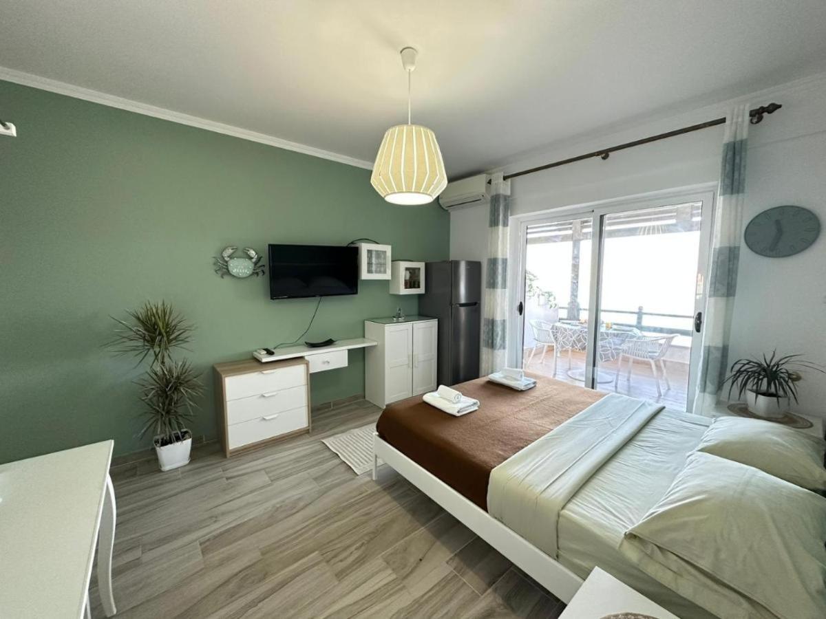 Sofia'S Holiday Apartment Vlorë Buitenkant foto